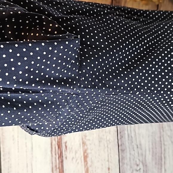 TOMMY HILFIGER NAVY WHITE POLKA DOT LONG ROLL-TAB SLEEVE BUTTON-UP BLOUSE - Picture 8 of 16